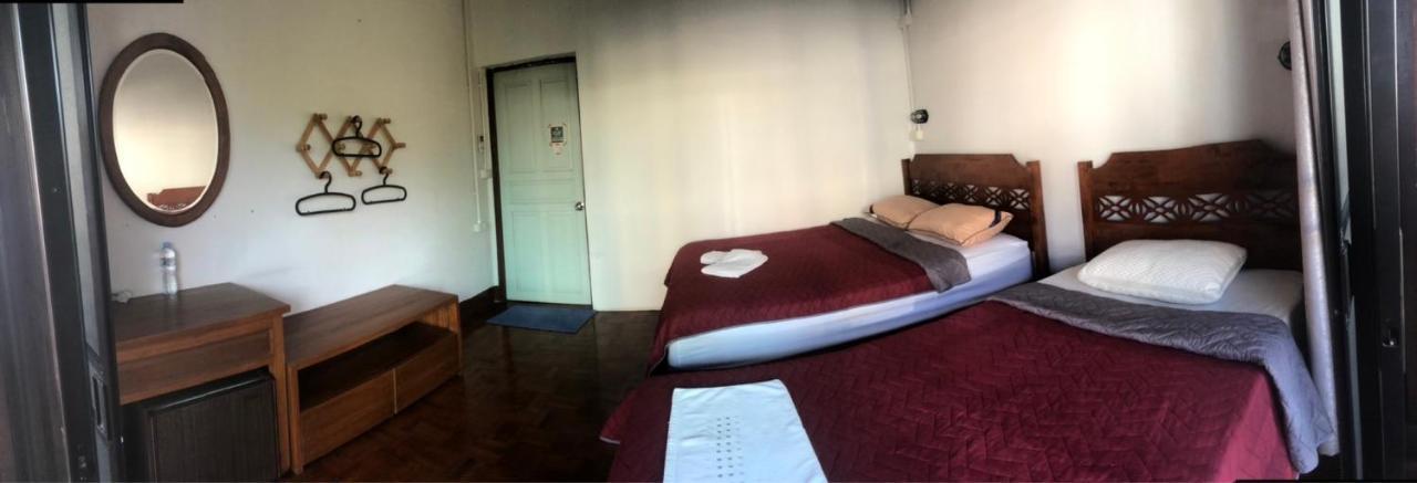 Bee Friend Hostel Chiang Mai Luaran gambar