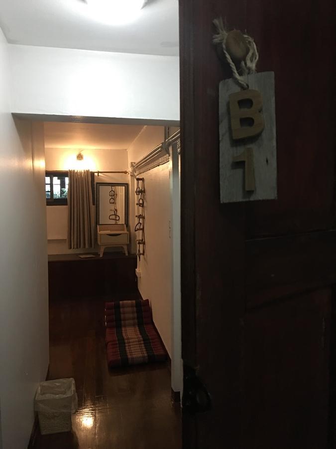 Bee Friend Hostel Chiang Mai Luaran gambar